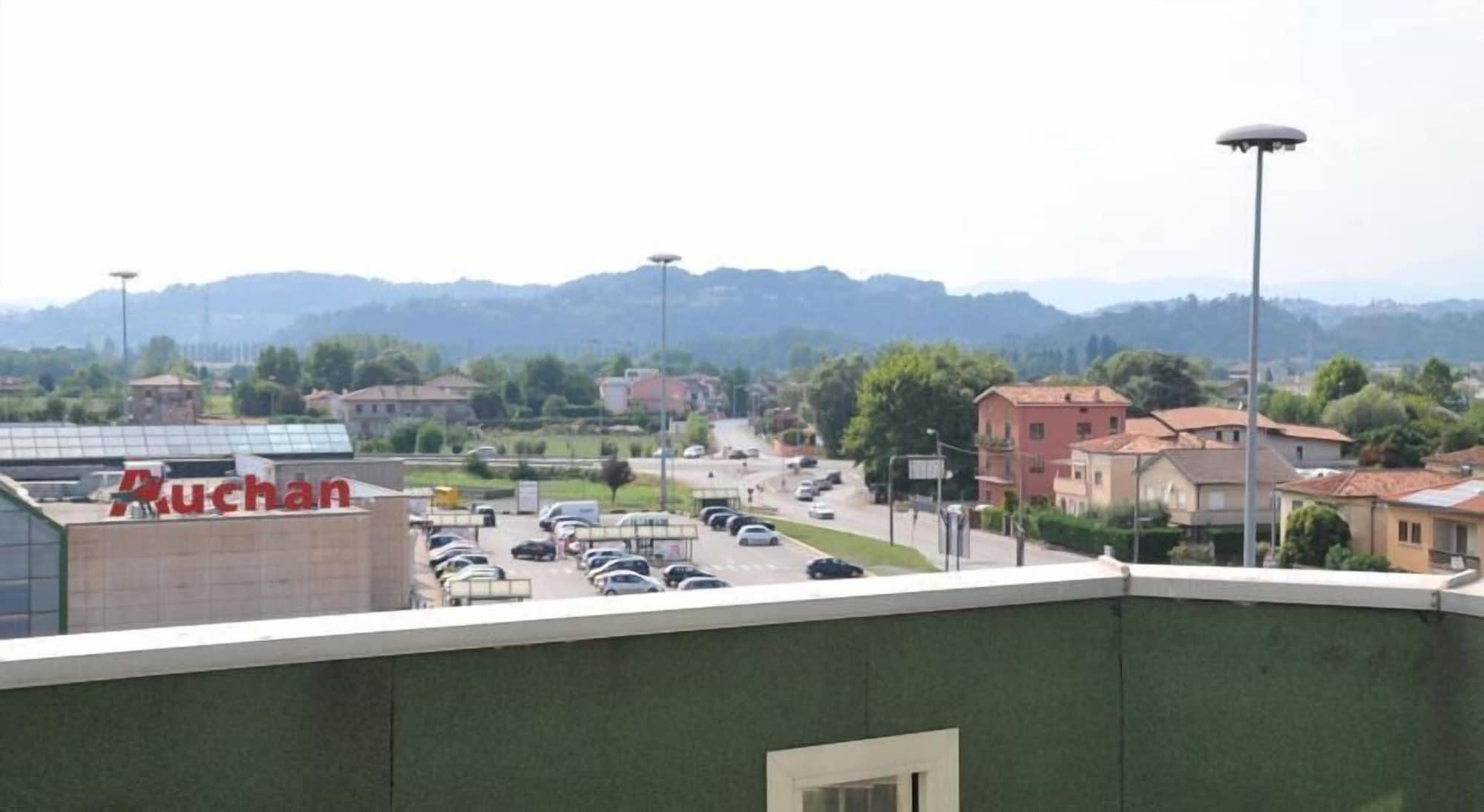 Hotel Verdi Vicenza Dış mekan fotoğraf