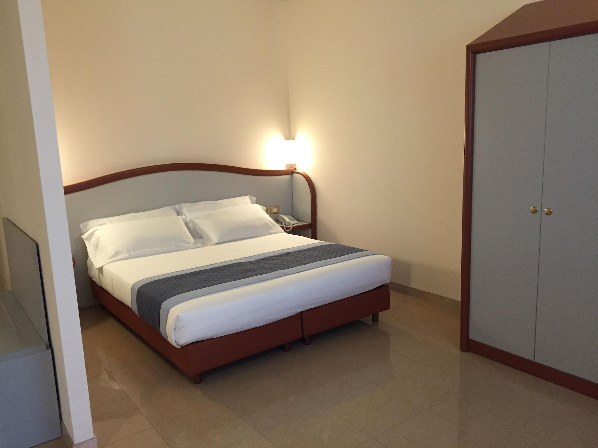 Hotel Verdi Vicenza Dış mekan fotoğraf